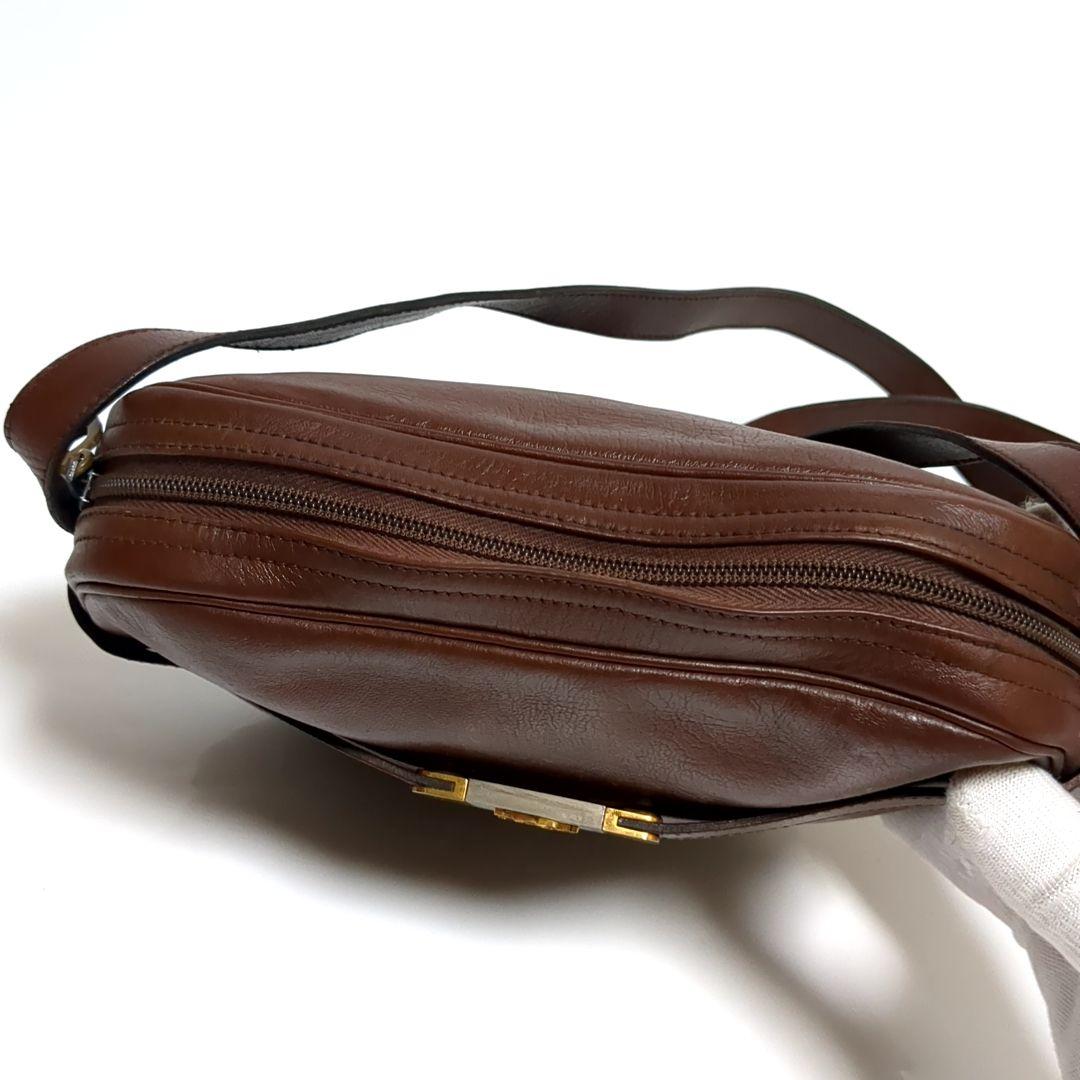 ✨クリスチャンディオール✨ショルダーバッグ ロゴ金具 レザー ブラウン