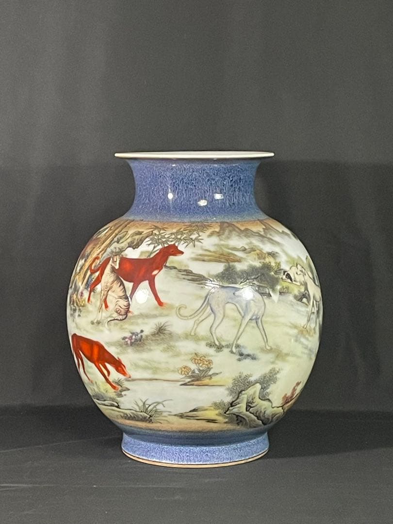 【故宮】郎世寧風白磁犬図瓶 大清雍正年製 南京博物院保管委員会 中国古玩骨董