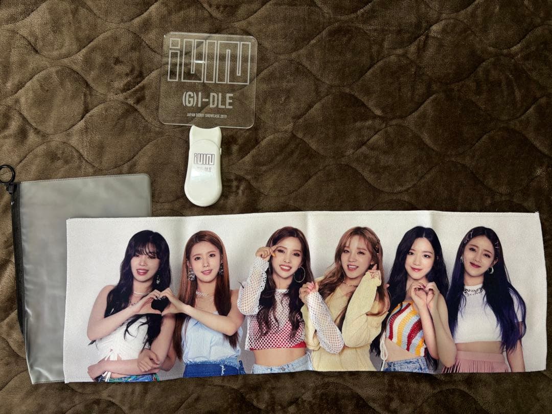 (G)I-DLE デビューショーケース　スローガンタオル　ペンライト　セット
