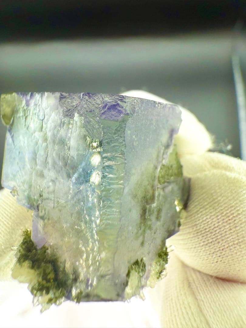 フローライト／クローライトクォーツ　原石　鉱物標本　天然石　蛍石　緑泥石　水晶