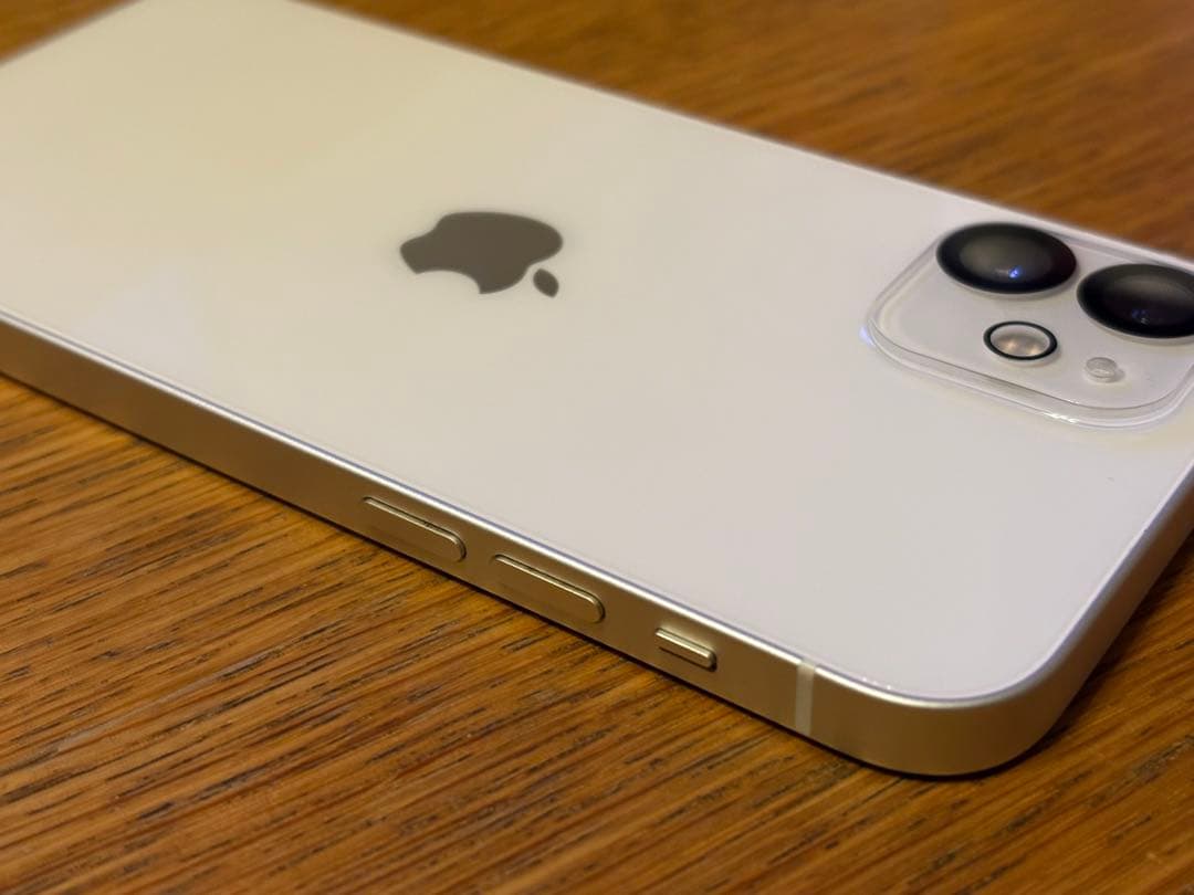 Apple iPhone 12 128GB ホワイト・91%・美品傷なし