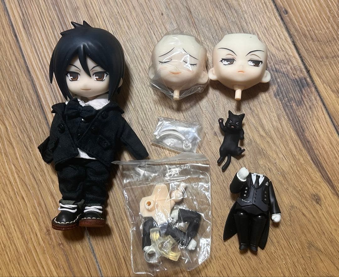 黒執事　ねんどろいど　セバスチャン　フィギュア　黒猫　悪魔