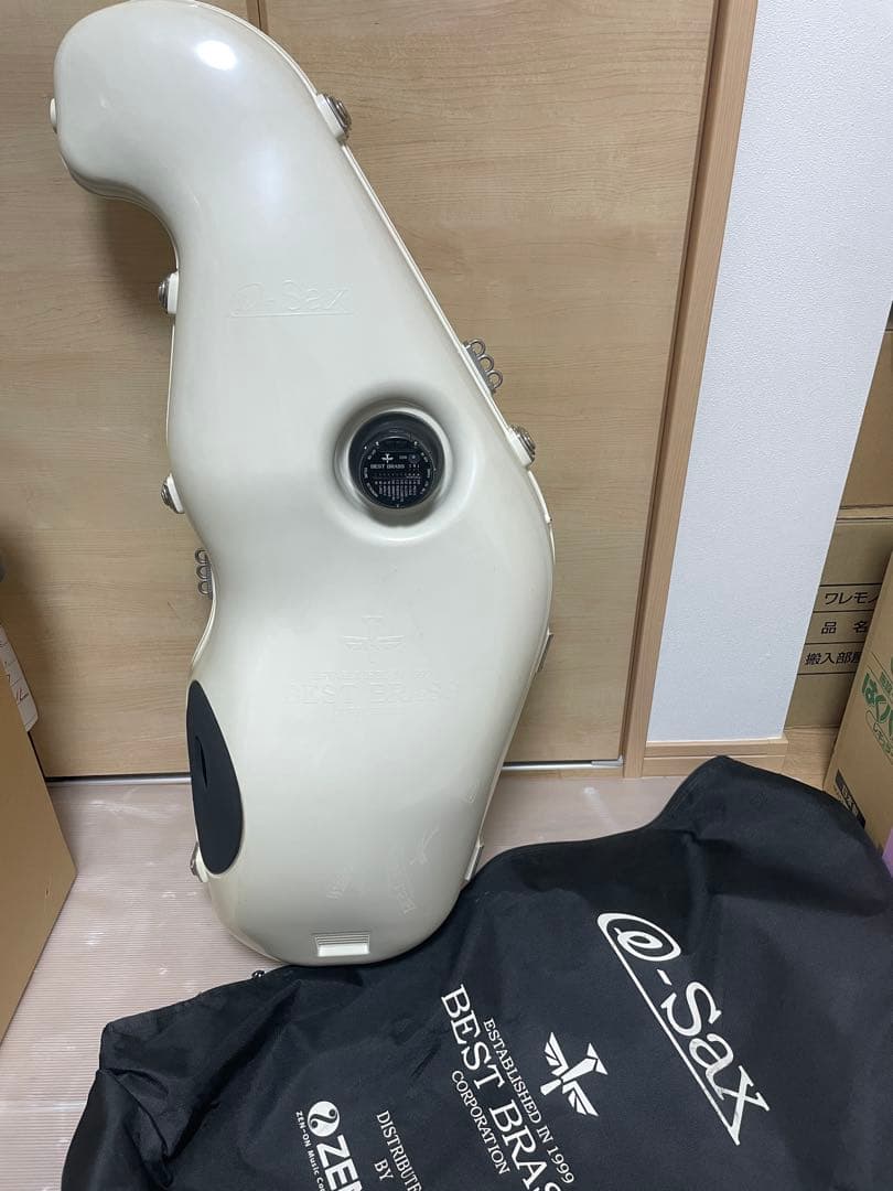 BEST BRASS e-Sax 電子ミュート　消音器　ケース付　テナーサックス