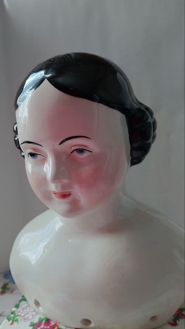 大き目のチャイナヘッドドール　アーティスト物　ドイツ　ヴィクトリア朝