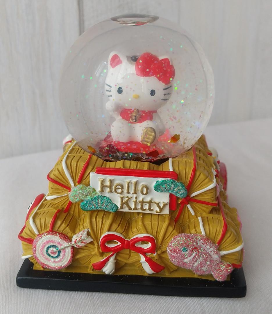 キティ　スノードーム　招き猫　マスコット　置物