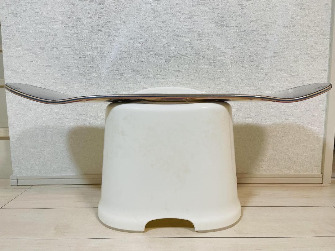 台湾製無地黒デッキテープ付き　フリップ　FLIP　8.0スケートボードデッキ