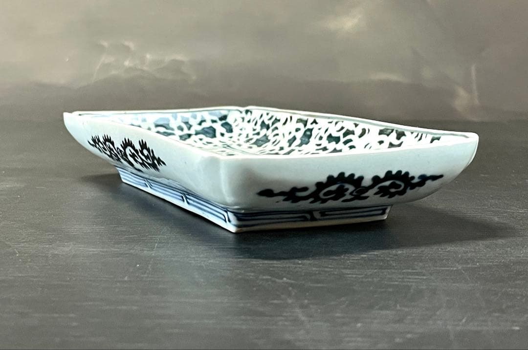 割引❗️【稀少 江戸中期】 古伊万里 染付 紙摺印判 波兎 長皿 （523Al①）