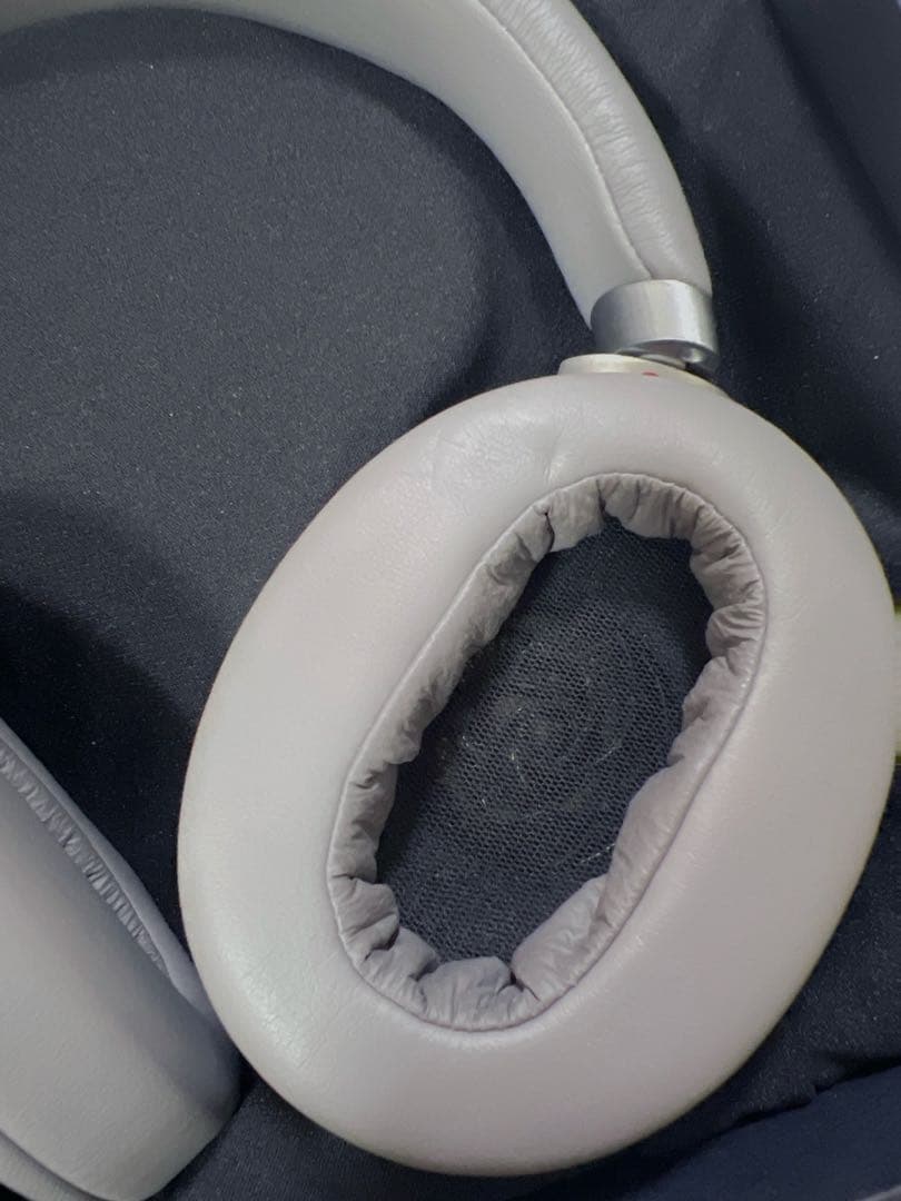 SONYヘッドフォン　MDR-1AM2