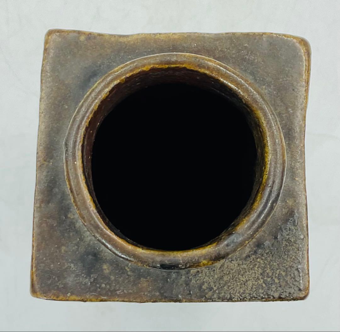 【70】◉明治時代の名工　木村清近先生　備前焼算木手花入　桐箱◉