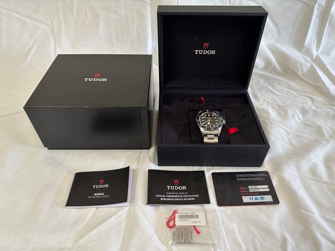 【にっしゃん】 TUDOR チューダーブラックベイ79230B-008