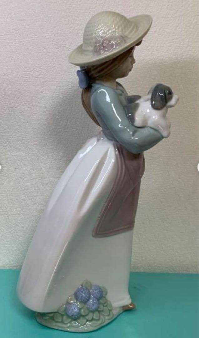 LLADRO NAO ◆ 少女と２匹の子犬 フィギュリン 陶器 人形 置物