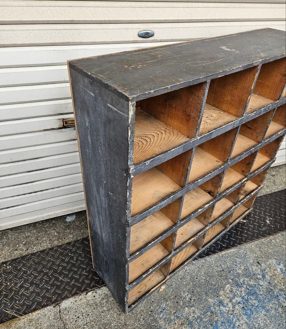 アンティーク 古い木の飾り棚 シャビー ペイント シューズケース オープンラック