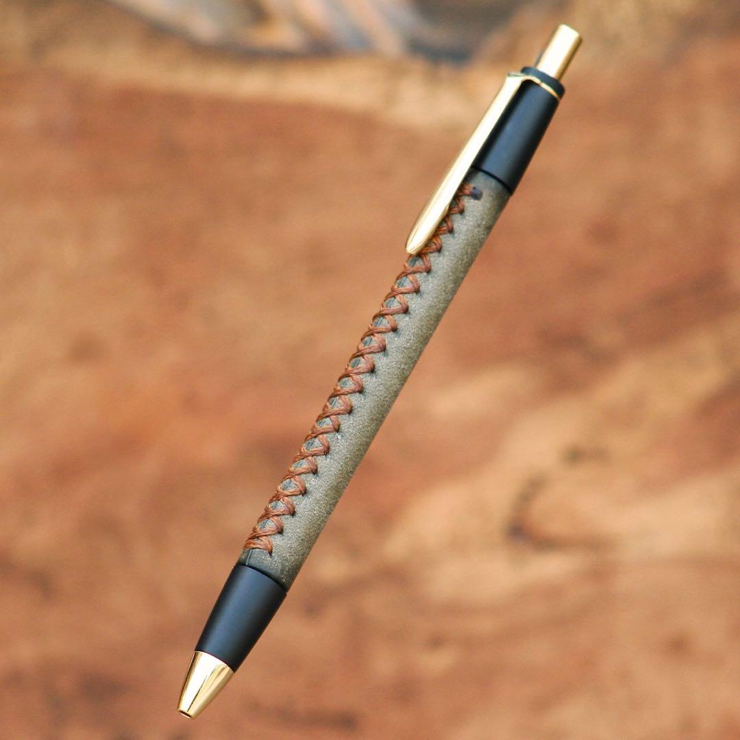 革軸ペン　プエブロ グリージオ　シックザール　schicksal