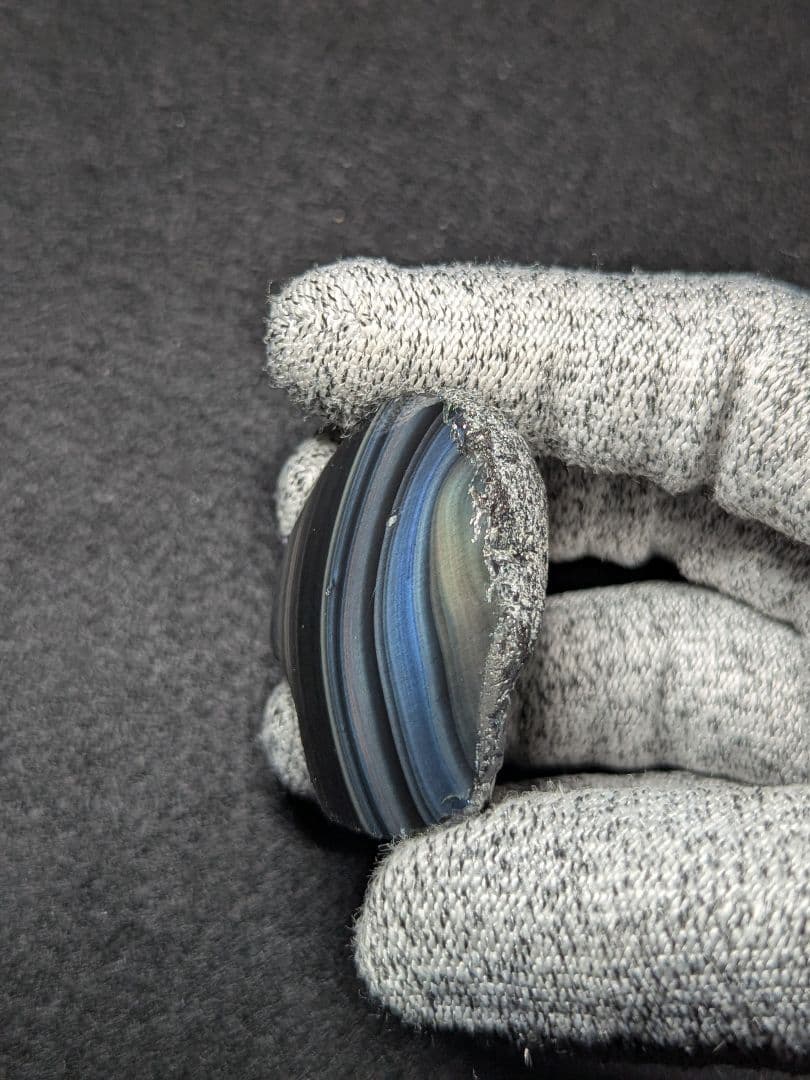 【研磨品】十勝石玲瓏　北海道産レインボーオブシディアン　十勝石　玲瓏石　黒曜石