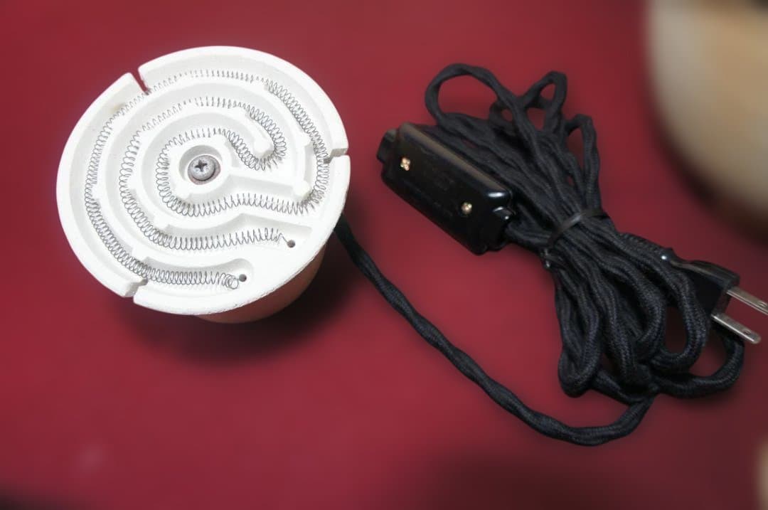 ☆瓶掛け 塩吹 手あぶり卓上火鉢 電熱器 送料込み