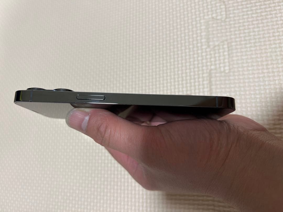 iPhone 13 Pro 128GB グラファイト 本体 SIMロック解除