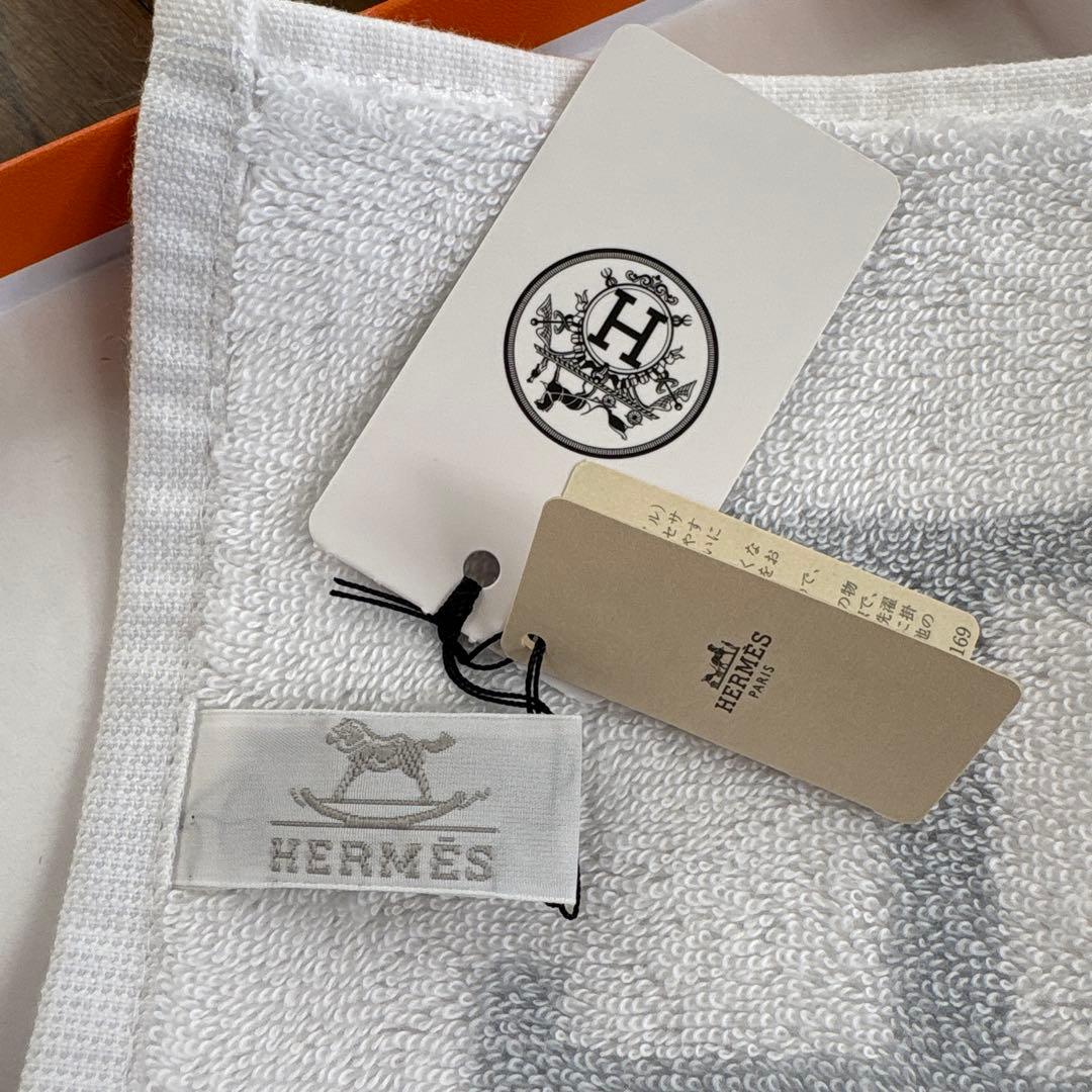 HERMES Hロゴ タオルハンカチ ブルー/ホワイト