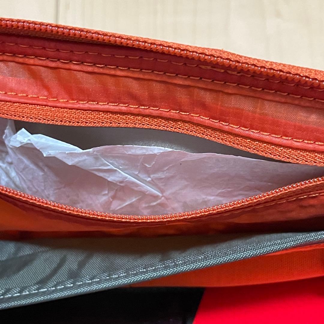 未使用　オスプレイ　OSPREY DOCUMENT ZIP トラベルポーチ