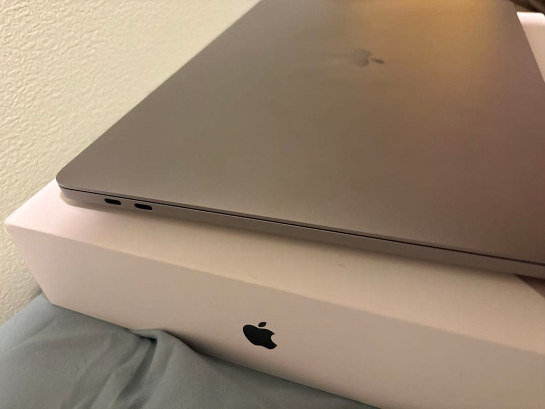 MacBook pro 13インチ M1 2020