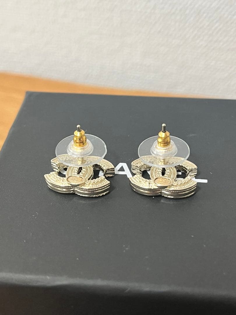 【CHANEL】　CCココマーク ラインストーン ピアス