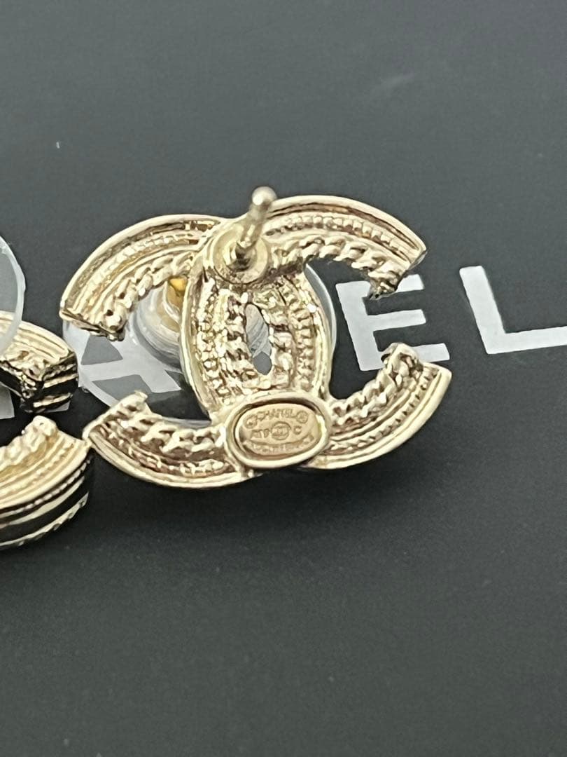 【CHANEL】　CCココマーク ラインストーン ピアス