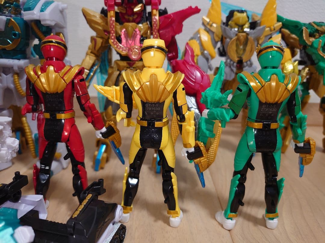 ミニプラ　テガソード　グーデバーン　ブラック大獣神　勇動　ゴジュウジャー