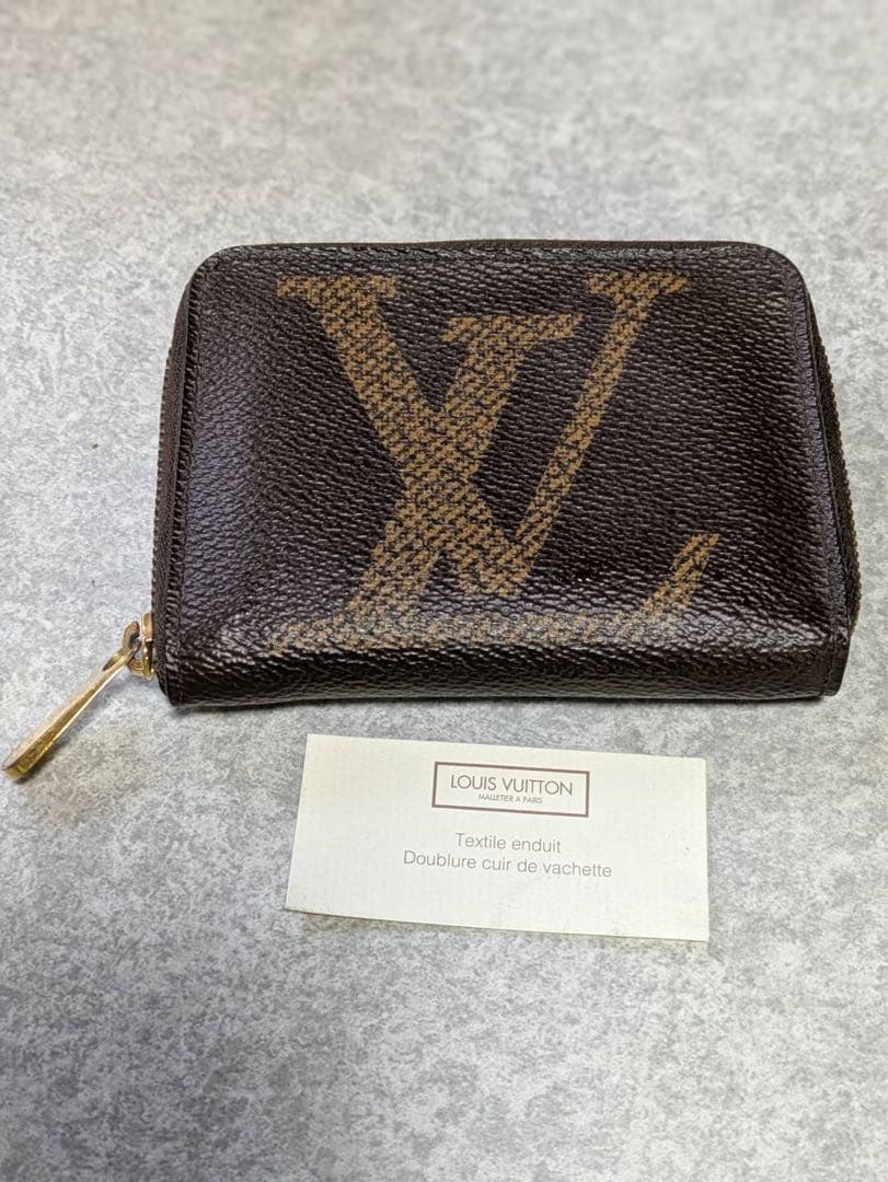 Louis Vuitton ルイヴィトン　ジャイアント　ジッピーパース