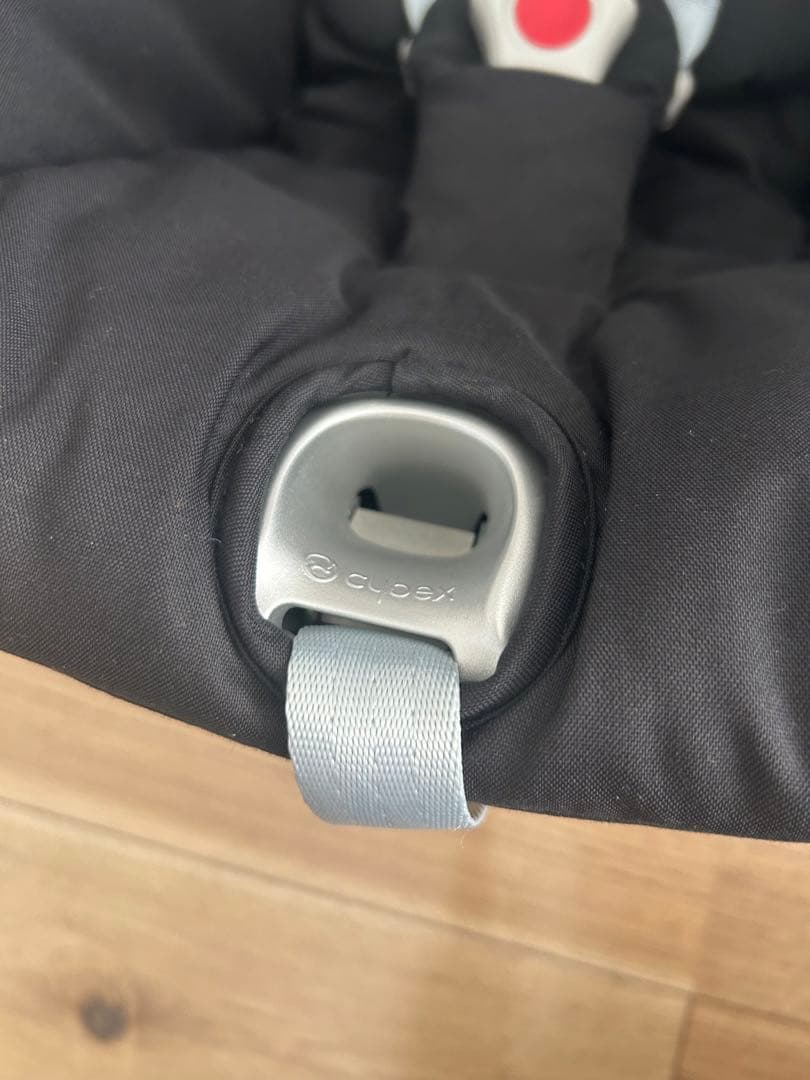 cybex CLOUD Z2 i-Size チャイルドシート 説明書付き