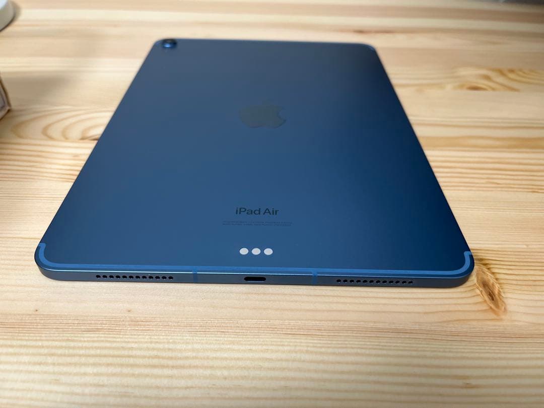 モウ　iPad Air 第5世代 WiFi Cellular 64GB