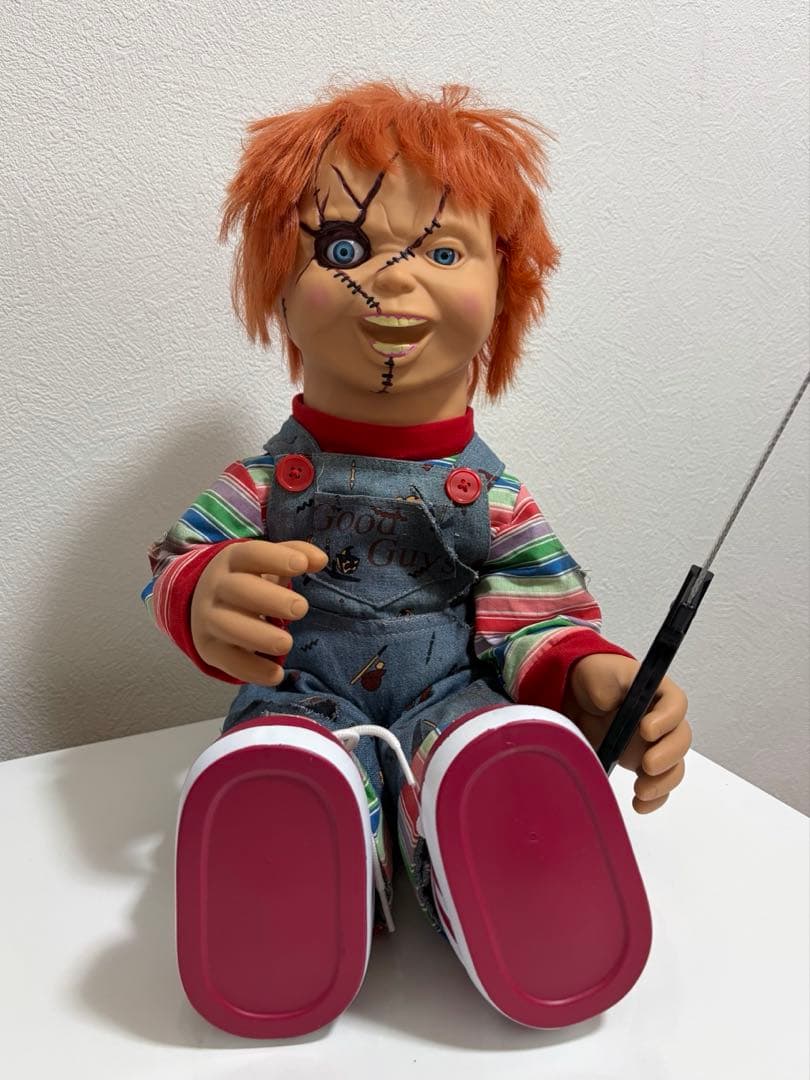 チャイルドプレイチャッキーお喋り機能付き人形フィギュア