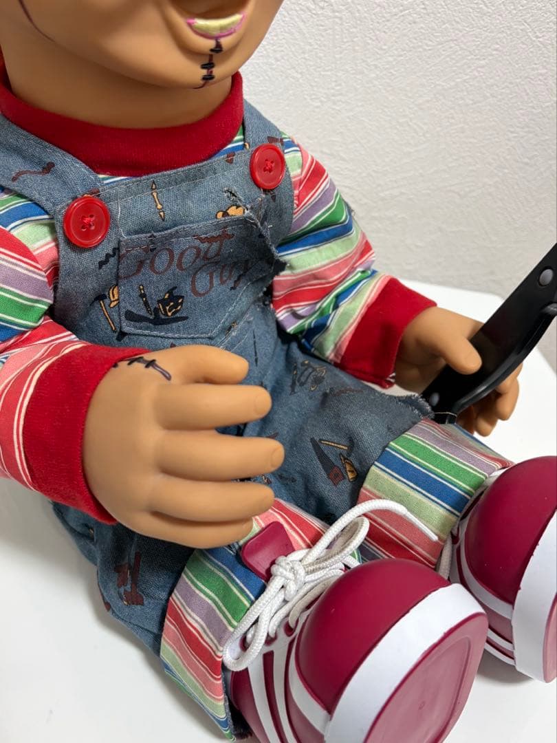 チャイルドプレイチャッキーお喋り機能付き人形フィギュア