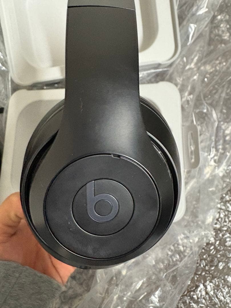 Beats Studio proワイヤレスヘッドフォン ブラック ケース付き