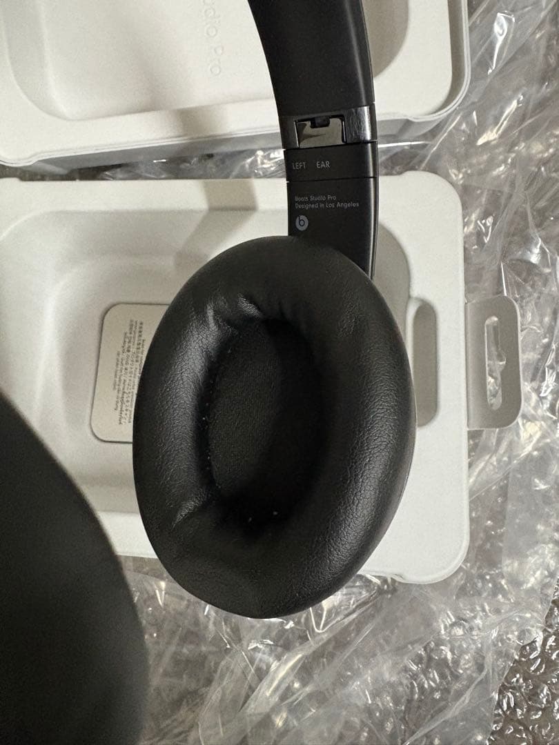 Beats Studio proワイヤレスヘッドフォン ブラック ケース付き