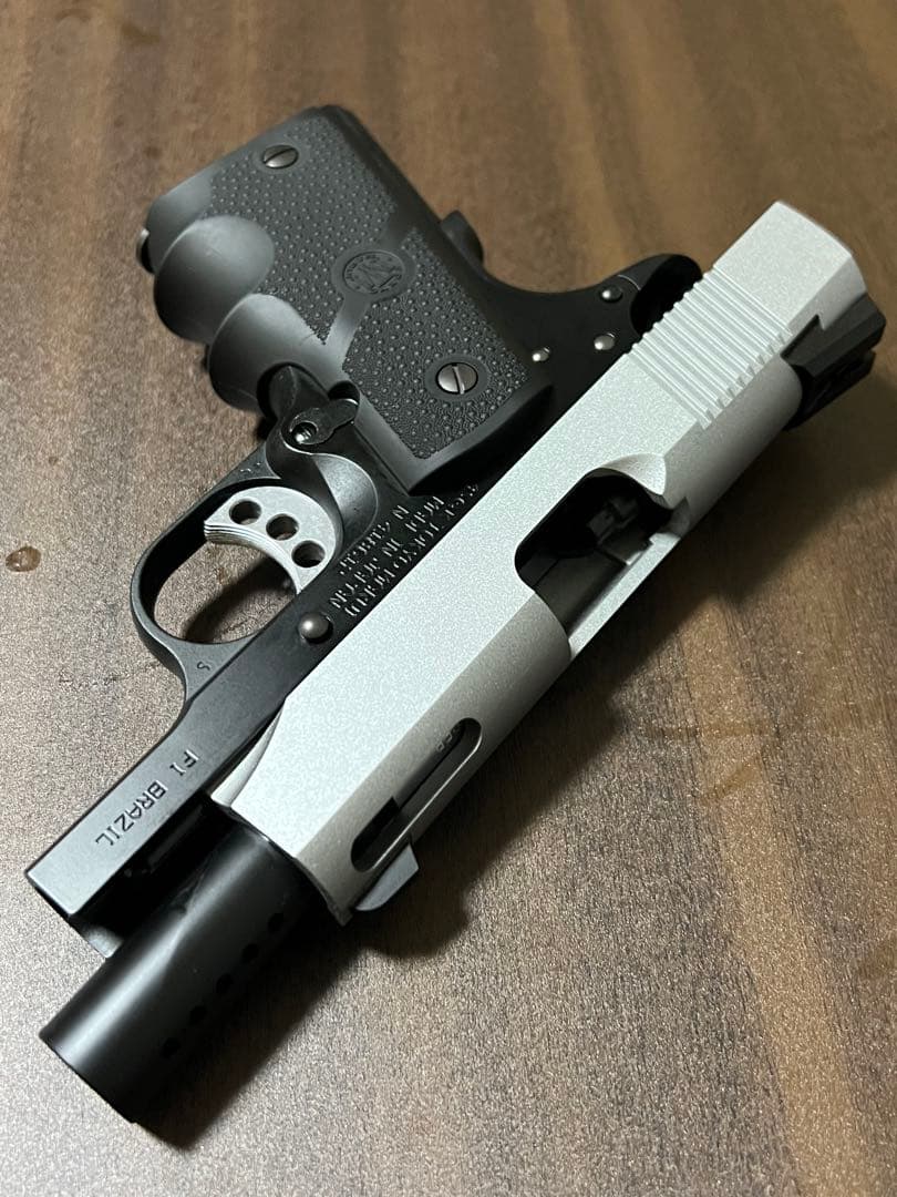 東京マルイ V10 ウルトラコンパクト　V10 Ultra Compact