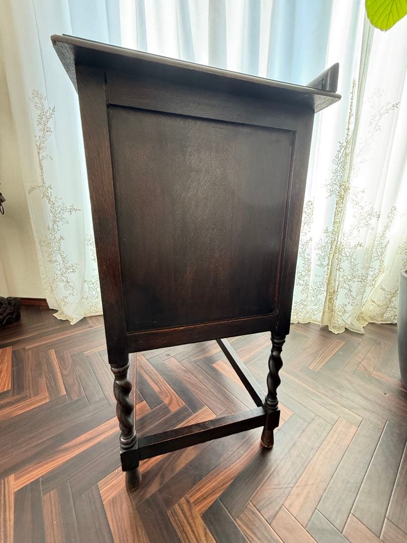 イギリス　アンティーク　オーク サイドボード ジャコビアンリバイバル