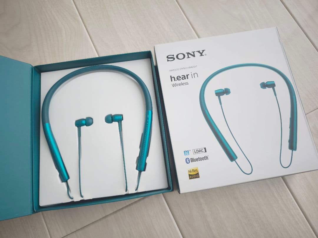 廃盤　ソニー　ワイヤレスステレオヘッドセットh.ear in Wireless