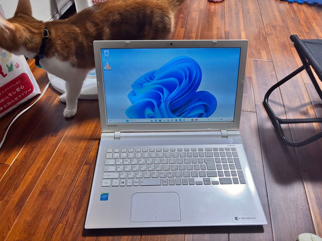 Windows 11 ノートPC シルバー 日本語キーボード