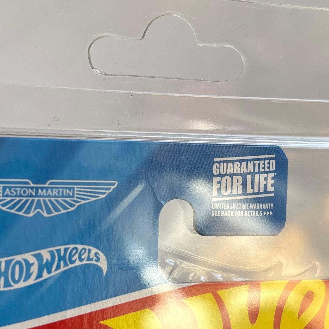 ミニカー Hotwheels STH Aston Martin DB4GT