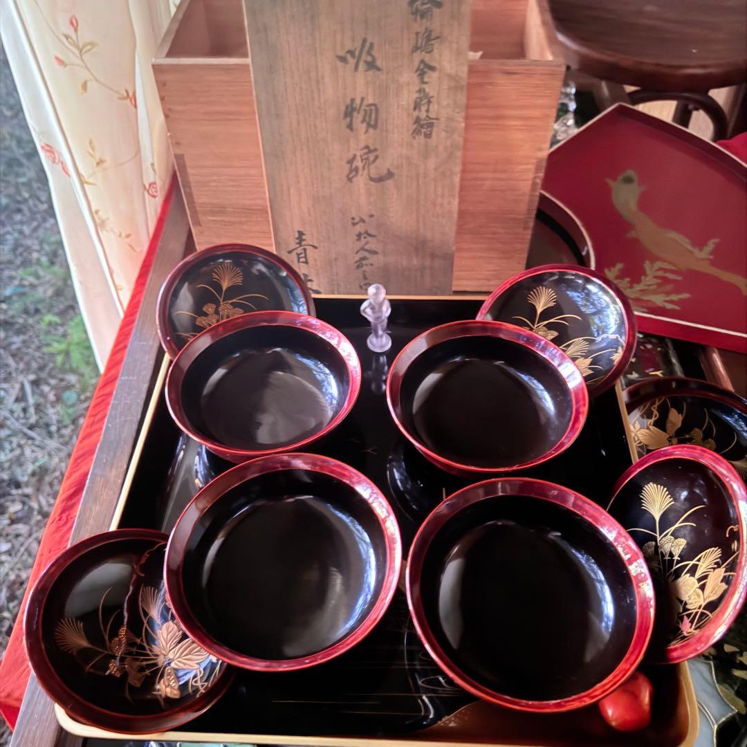 2224様感謝‼️感謝価格‼️超絶JAPAN蒔絵あけぼの❌黒 秋草蒔絵　茶懐石椀5客