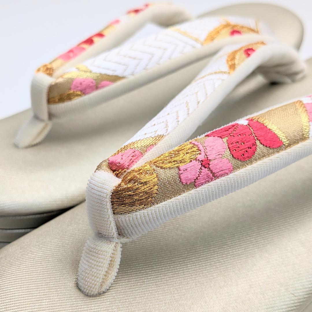 草履バッグセット 岩佐ブランド 古典 帯地 振袖用 金 フリーサイズ u84