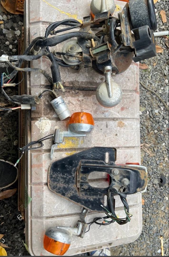 【目玉商品】【メルカリ限定価格】XE50 CE50 ヘッドライト諸々セット