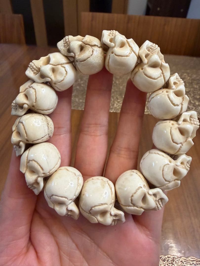 V-1077高品質　天然鹿の角　根付　手彫り　髑髏　ドクロ　ブレスレット　魔除け