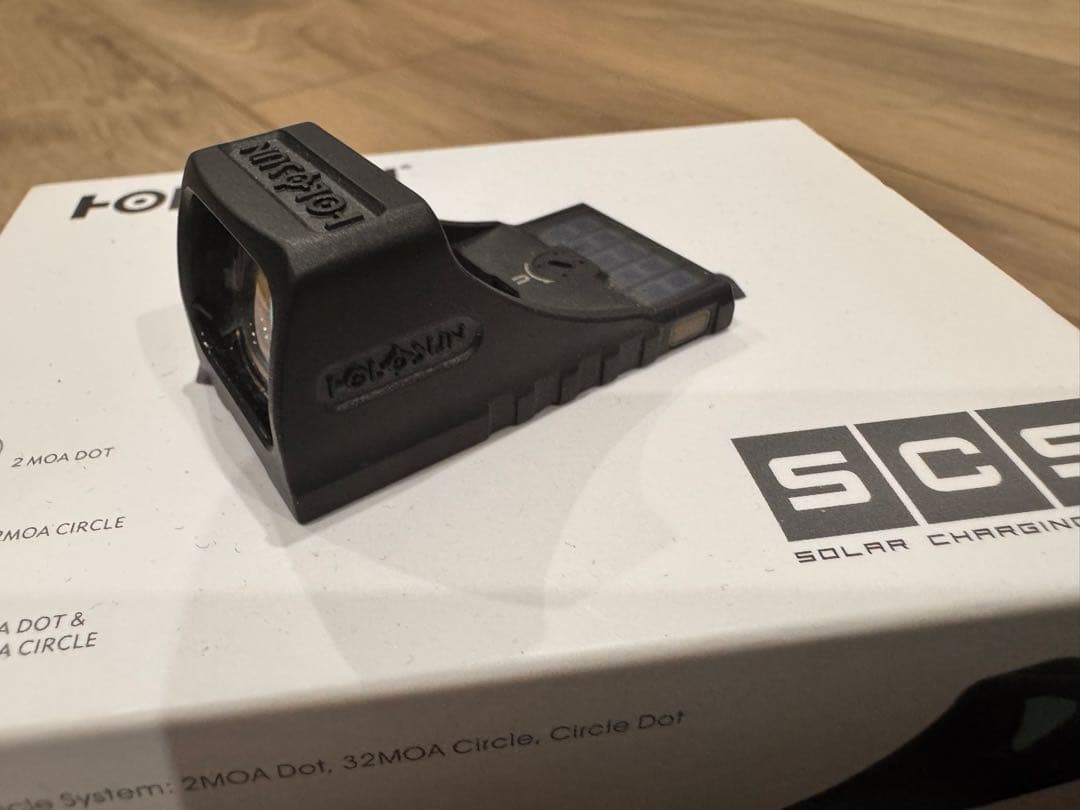 HOLOSUN SCS MOS ドットサイト green