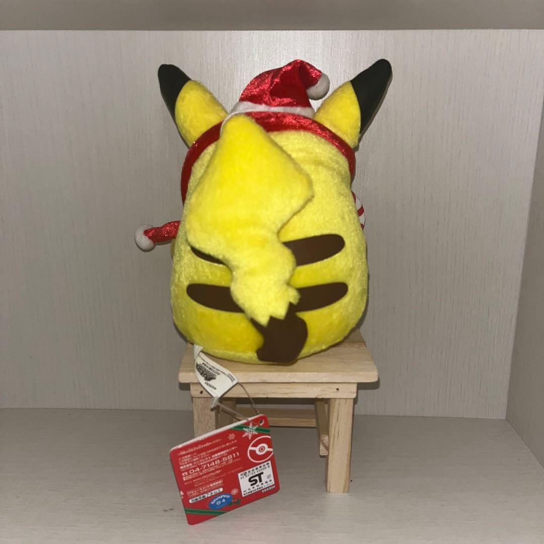 ポケモン クリスマス ピカチュウ ぬいぐるみ サンタマスコット