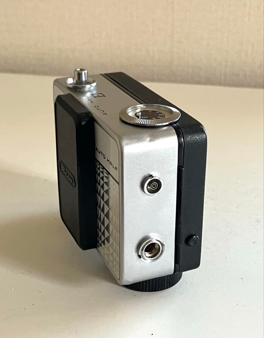 RICOH AUTO HALF E オートハーフE　レアカラー　動作品