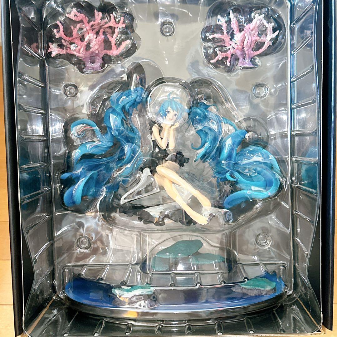 【美品】初音ミク　深海少女ver 1/8スケール フィギュア 箱あり 正規品