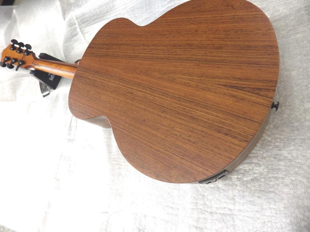 弦高低め　Bromo　ブロモ　エレアコギター　BAT8ME bk