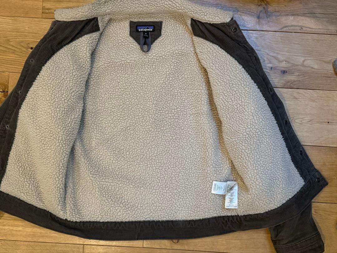 デ*タ様 patagonia コーデュロイジャケット　グレー　XS　メンズ