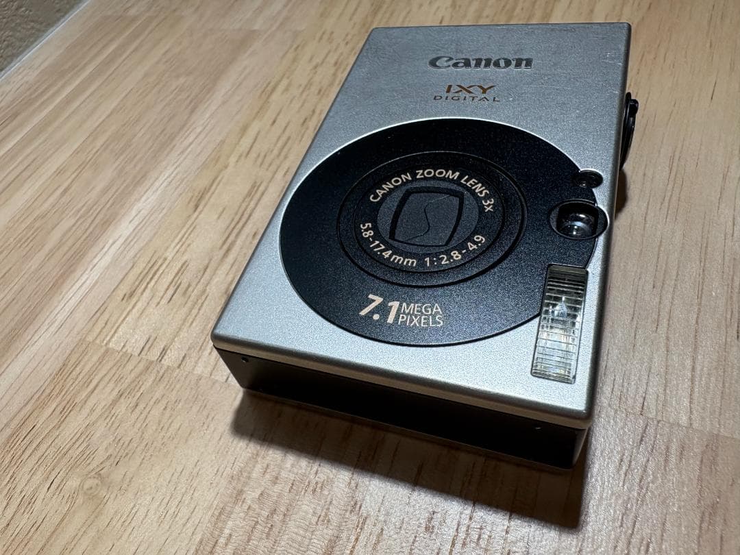Canon IXY DIGITAL 10 シルバー【動作未確認】