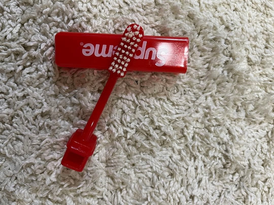 Supreme ノベルティグッズセット
